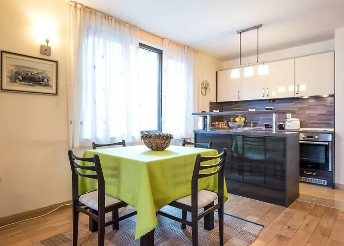 Mountain Escape 1br Apartman Banszko